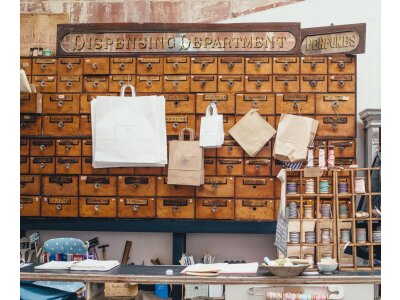 Organizare și depozitare