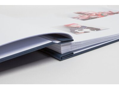 Album cu șuruburi cu pagini albe