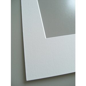 Passepartout Walther cu tăiere diagonală, nucleu alb, 16 dimensiuni, 10 culori, 1,4 mm