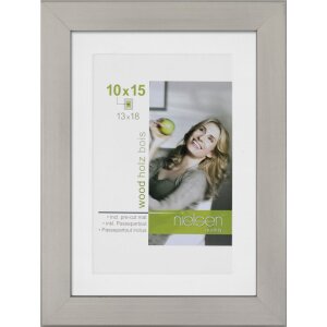 Ramă foto Nielsen Apollon din molid cu pasepartout