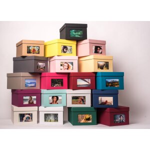 Cutie foto XL Kandra pentru 700 de imagini 13x18 cm cu carduri de memorie și ferestru personalizat