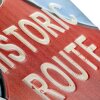 Placă metalică în formă de surf, motiv Historic Route