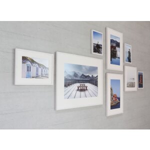 Rama foto Nielsen Quadrum 30x40 cm albă acoperitoare din lemn