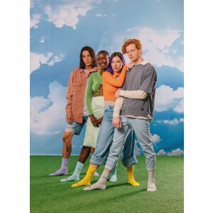 Pereche de pantofi lungi EatMySocks – Luni tristă, Vineri veselă