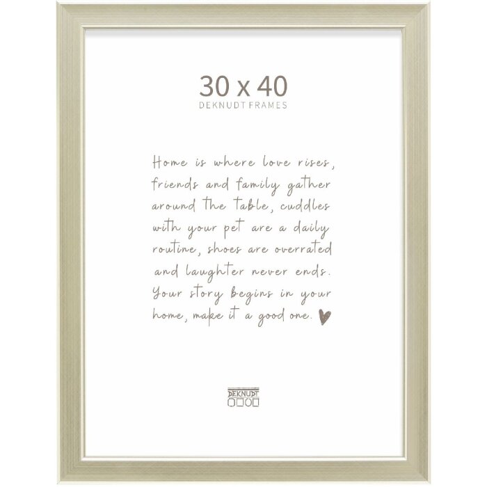 Rama foto Deknudt S244 argint, 30x40 cm, cu efect de lemn și profil concav