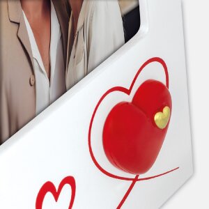 Ramă foto Roberta 10×15 cm din lemn alb cu motive de inimă și suport de poziționare